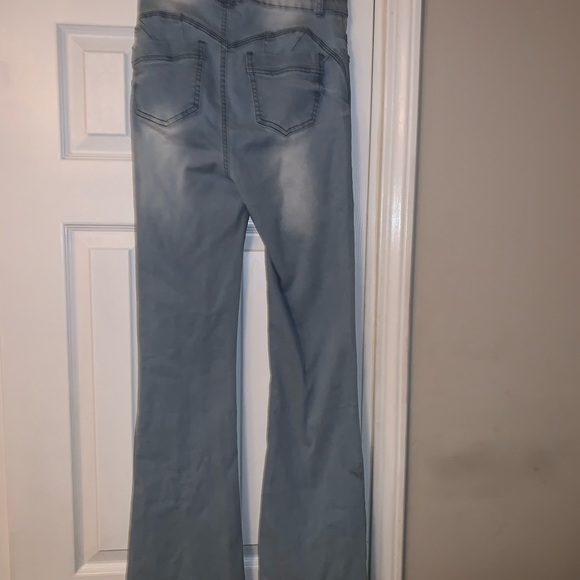NWT, SHEIN Blue Jeans, Size 25 inches - Picture 2 of 5
